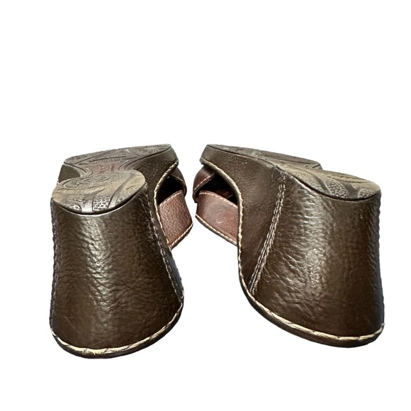 Born Virden Brown Leather Wedge Heel Sandal Size 10 - Picture 4 of 7